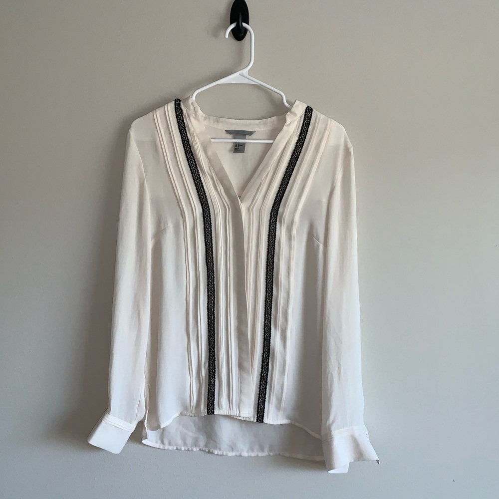 White w/ black lace H&M blouse
